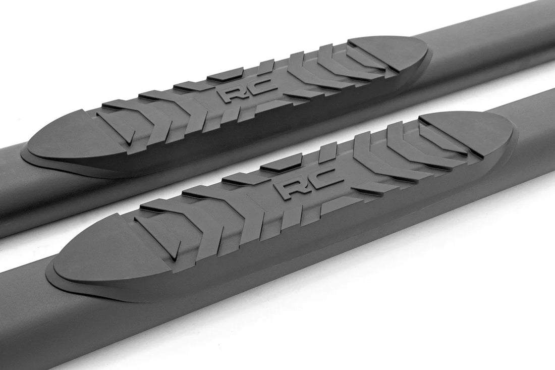 Rough Country Oval Nerf Step | Double Cab | Black | Toyota Tacoma 2WD/4WD (2024-2025) - Additional View 6