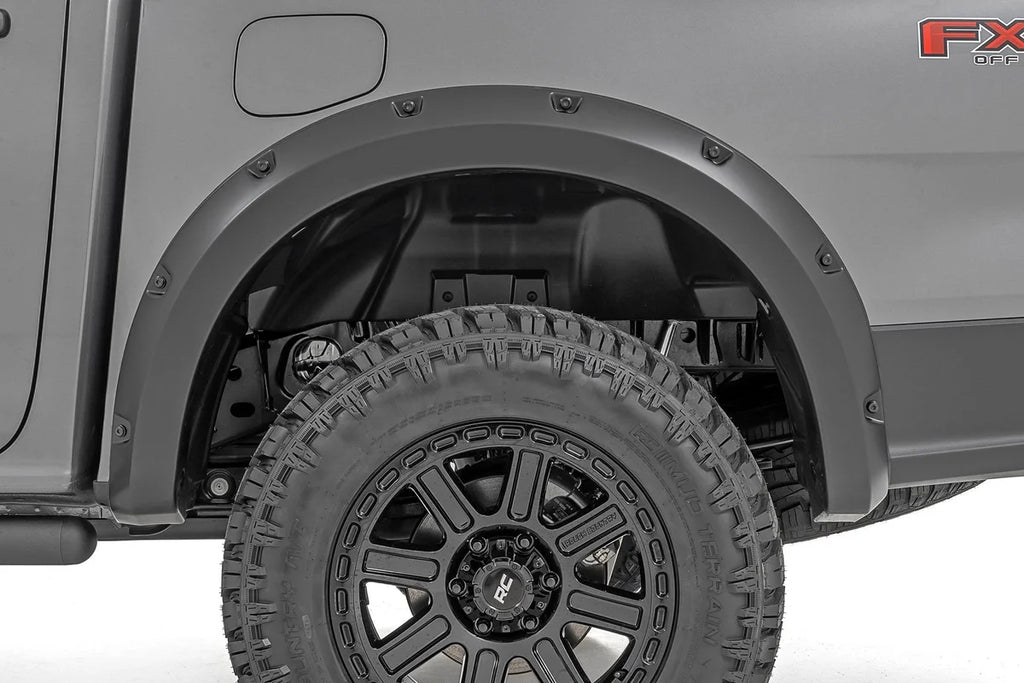 Rough Country Pocket Fender Flares | Ford Ranger 2WD/4WD (2024-2025) - Installation View