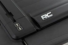 Load image into Gallery viewer, Rough Country Powered Retractable Bed Cover | 5' Bed | Chevy/GMC Canyon/Colorado (15-26) - Additional View 5