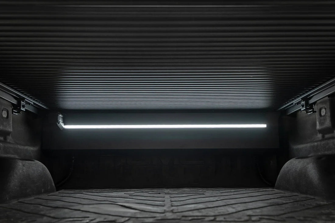 Rough Country Powered Retractable Bed Cover | 5'9" Bed | GM 1500 (14-18) / 2500 (14-19) 51214550 - Installation View