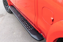 Load image into Gallery viewer, Rough Country RPT2 Running Boards | Crew Cab | Black | Chevy/GMC 1500/2500HD/3500HD (19-24) 44002 - Additional View 6