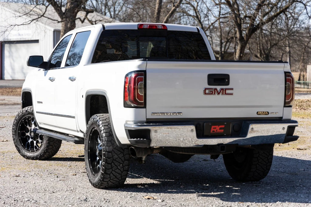 Rough Country RPT2 Running Boards | Crew Cab | Chevy/GMC 1500/2500HD/3500HD (07-18 & Classic) 44001 - Additional View 6