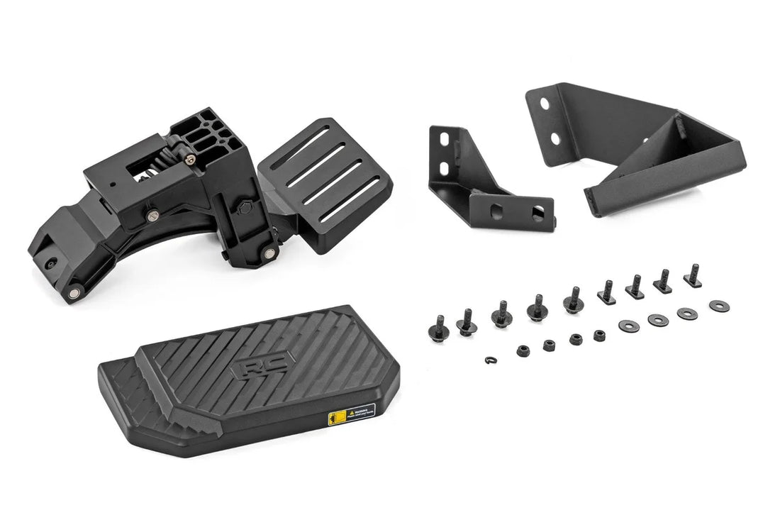 Rough Country Retractable Bed Step | Manual Pull | Chevy/GMC 1500 (14-18 & Classic) - Installation View