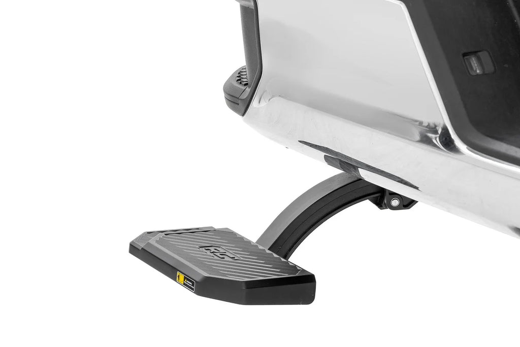 Rough Country Retractable Bed Step | Manual Pull | Chevy/GMC 2500HD/3500HD (20-26) - Main Product View