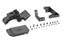 Load image into Gallery viewer, Rough Country Retractable Bed Step | Manual Pull | Chevy/GMC 2500HD/3500HD (11-14) PW059331 - Additional View 6