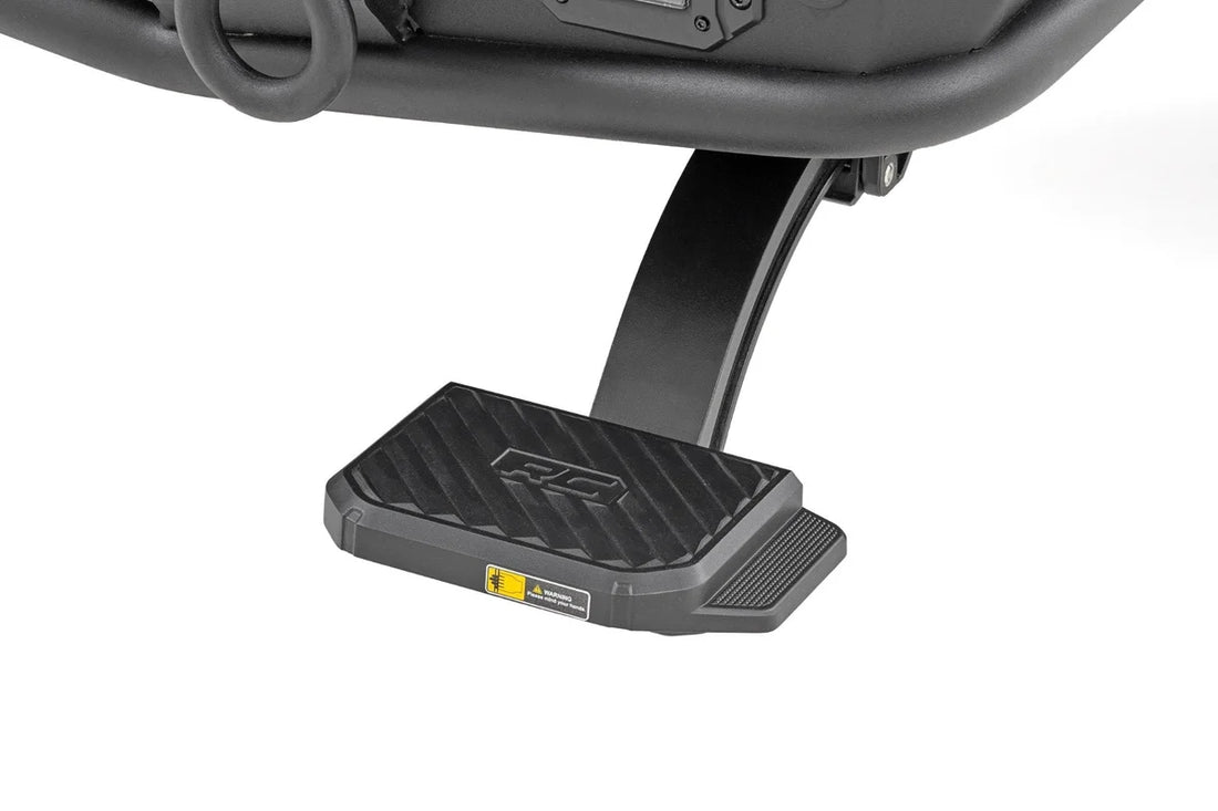 Rough Country Retractable Bed Step | Manual Pull | Jeep Gladiator JT 4WD (2020-2025) - Installation View