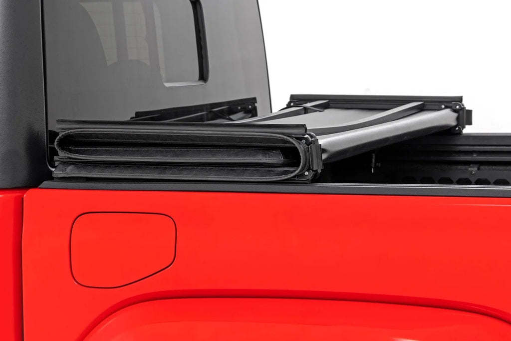 Rough Country Soft Tri-Fold Bed Cover | 5' Bed | Jeep Gladiator JT 4WD (2020-2025) - Installation View