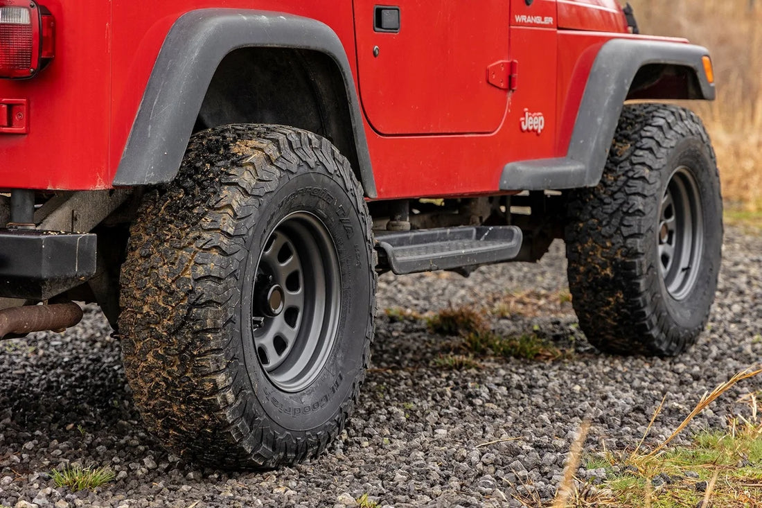Rough Country Steel Wheel | Gray | 15x10 | 5x4.5 | 3.30 Bore | -39 - Additional View 6