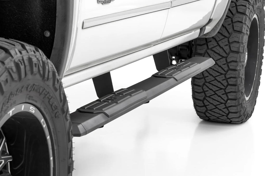 Rough Country TR2 Running Boards | Chevy/GMC 1500/2500HD/3500HD (07-19 & Classic) 25000 - Installation View