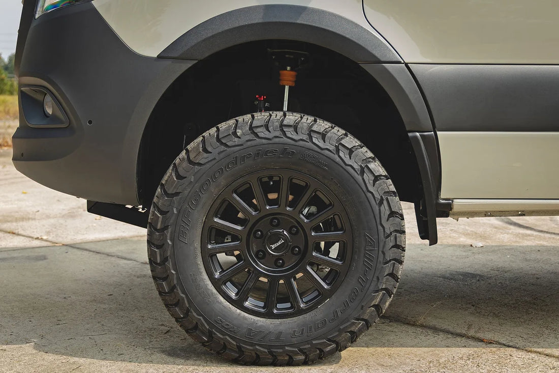 Rough Country Tire Clearance Kit | Mercedes-Benz Sprinter 2500/Sprinter 3500 (19-25) 13015 - Installation View