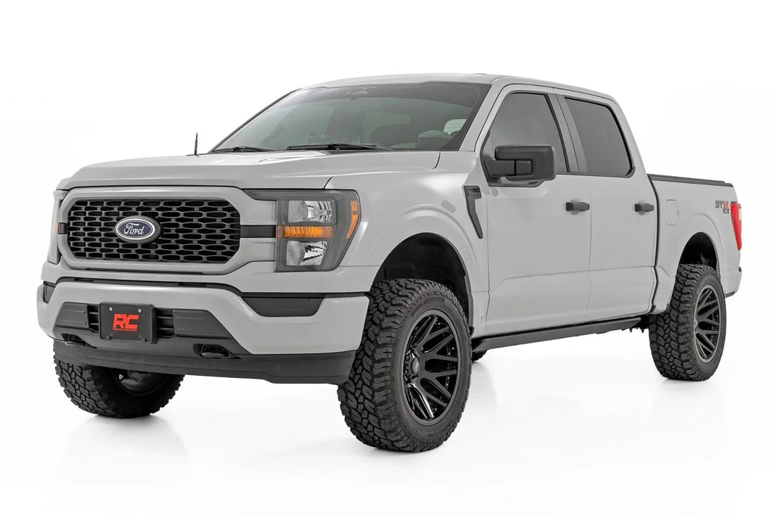 Rough CountryPower Running Boards | HT-Series | Crew Cab | Ford F-150/Lightning/250/350/Raptor (15-26)ESR71520 - Back View