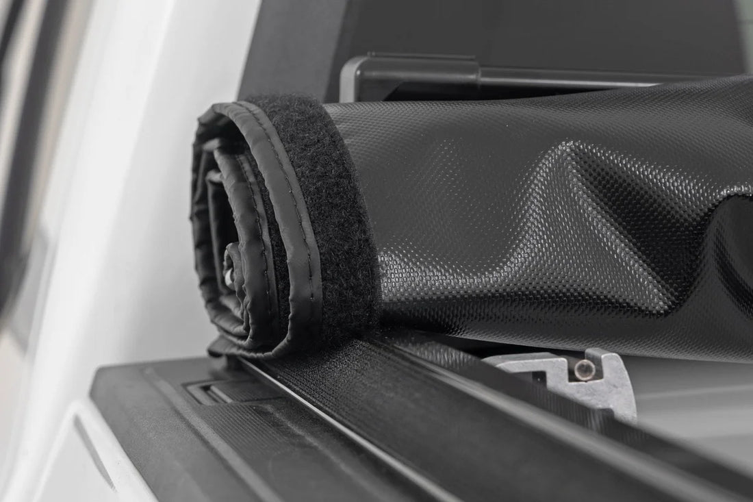 Rough CountrySoft Roll Up Bed Cover | 5' Bed | Chevy/GMC Canyon/Colorado 2WD/4WD (15-26)42120500 - Additional View 5