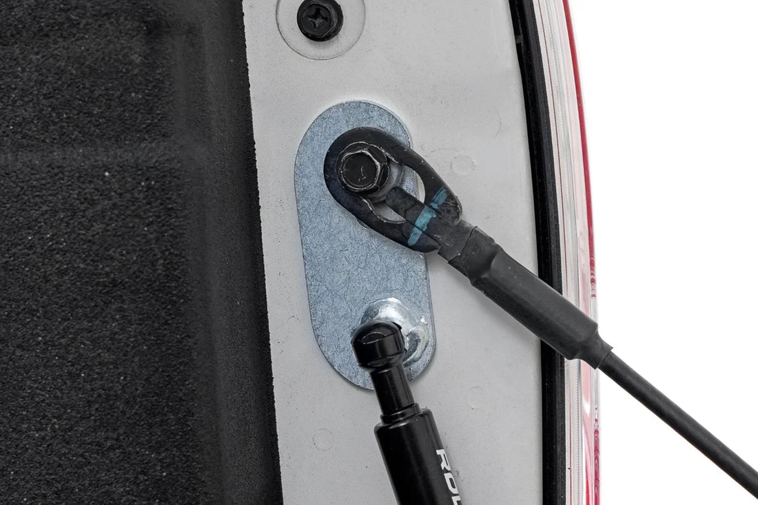 Rough CountryTailgate Assist | Nissan Titan 2WD/4WD (2017-2024)73225 - Back View