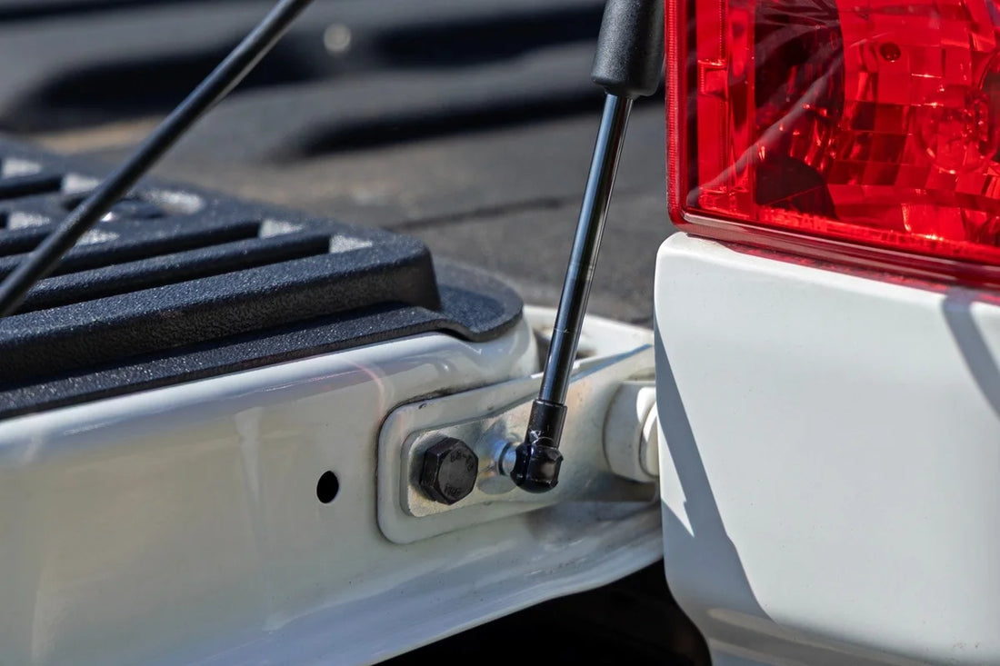 Rough CountryTailgate Assist | Nissan Titan 2WD/4WD (2017-2024)73225 - Additional View 6