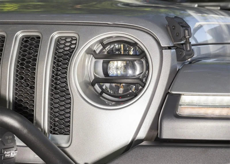 Rugged Ridge 18-20 Jeep Wrangler JL / 2020 Jeep Gladiator JT Black Elite Headlight Guards Black - Installation View