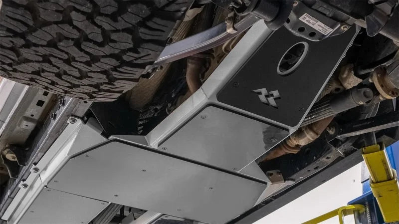 Rugged Ridge 18-23 Jeep Wrangler JLU 4dr Alum. Skid Plate for Engine/Trans - Tex. Blk - Side View
