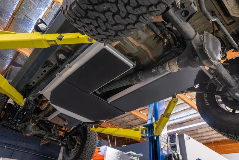 Rugged Ridge 18-23 Jeep Wrangler JLU 4dr Alum. Skid Plate for Gas Tank/Exhaust - Tex. Blk - Side View