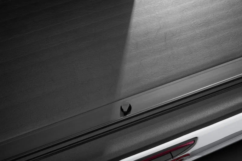 Rugged Ridge 20-22 Jeep Gladiator w/Trail Rail Sys Armis Tonneau Cover w/Max Track - Tex. Blk - Additional View 8