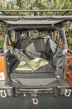 Load image into Gallery viewer, Rugged Ridge C3 Cargo Cover w/Subwoofer 07-14 JKU 4 Door - Additional View 5