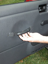 Load image into Gallery viewer, Rugged Ridge Door Pull Straps Black 97-06 Jeep Wrangler - Back View