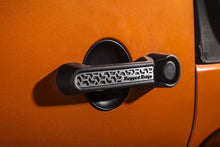Load image into Gallery viewer, Rugged Ridge Elite Dr Hndle Insert Contrast Tread2D 07-18 Jeep Wrangler JK - Side View