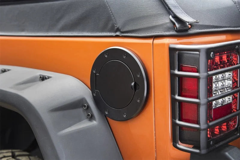 Rugged Ridge Non-Locking Gas Cap Door Black 07-18 Jeep Wrangler - Detail View