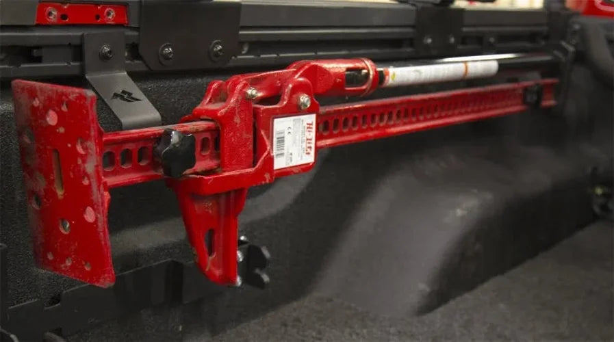 Rugged Ridge 20-22 Jeep Gladiator Off Road Jack Bed Rail Mount - Side View