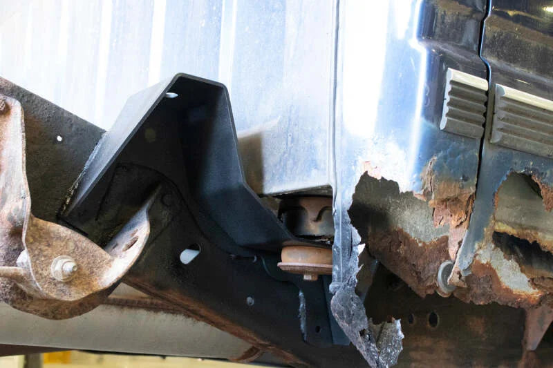 RustBuster Bed and Cab Mount Brackets - Additional View 8