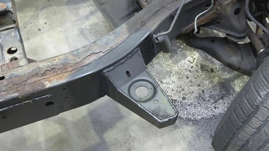 RustBuster Front Body Frame Mount - Right fits Toyota 4RUNNER / Toyota FJ Cruiser - Installation View