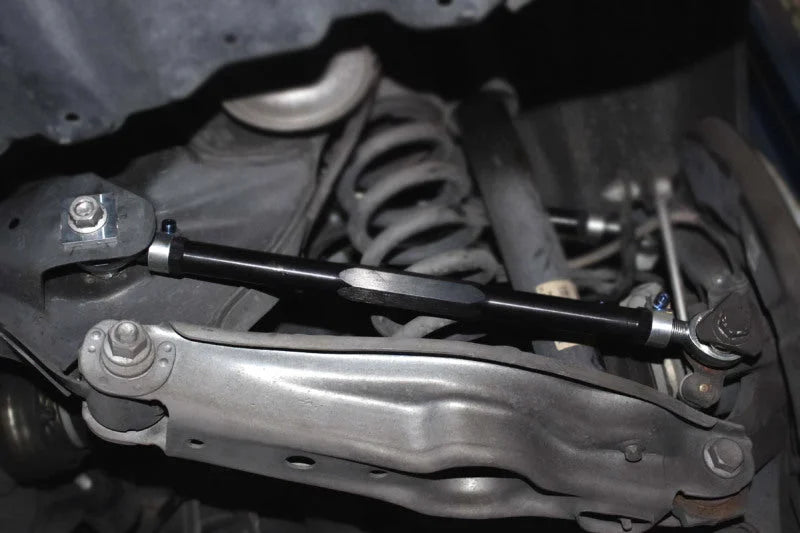 SPL Parts 06-13 BMW 3 Series/1 Series (E9X/E8X) Rear Toe Links w/Eccentric Lockouts (Excl M Models) - Additional View 9