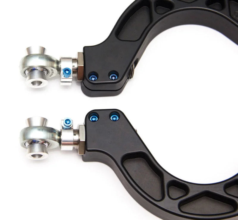 SPL Parts 89-98 Nissan 240SX (S13/S14) / 89-02 Nissan Skyline (R32/R33/R34) Rear Upper Camber Arms - Back View