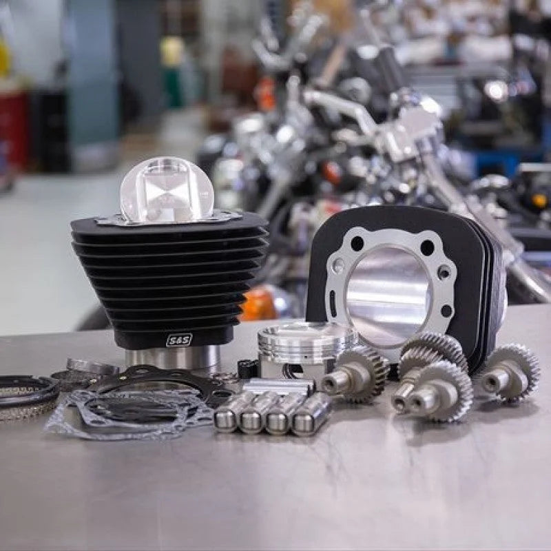 S&S Cycle 00-21 Sportster Models 1200cc to 1250cc Hooligan Kit - Wrinkle Black - Side View