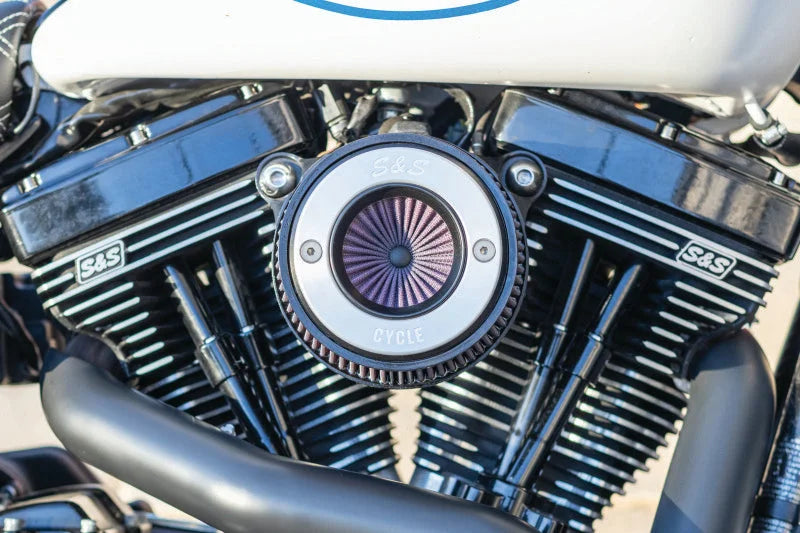 S&S Cycle 01-17 BT Models Stealth Air Stinger Kit w/ S&S Ring - Installation View