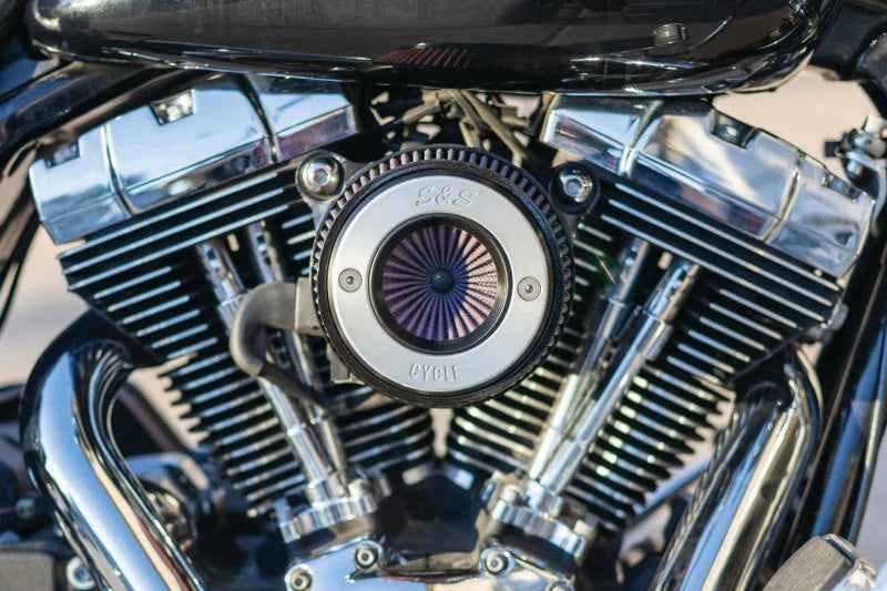 S&S Cycle 08-16 Touring/16-17 Softail Stealth Air Stinger Kit w/ S&S Ring - Installation View