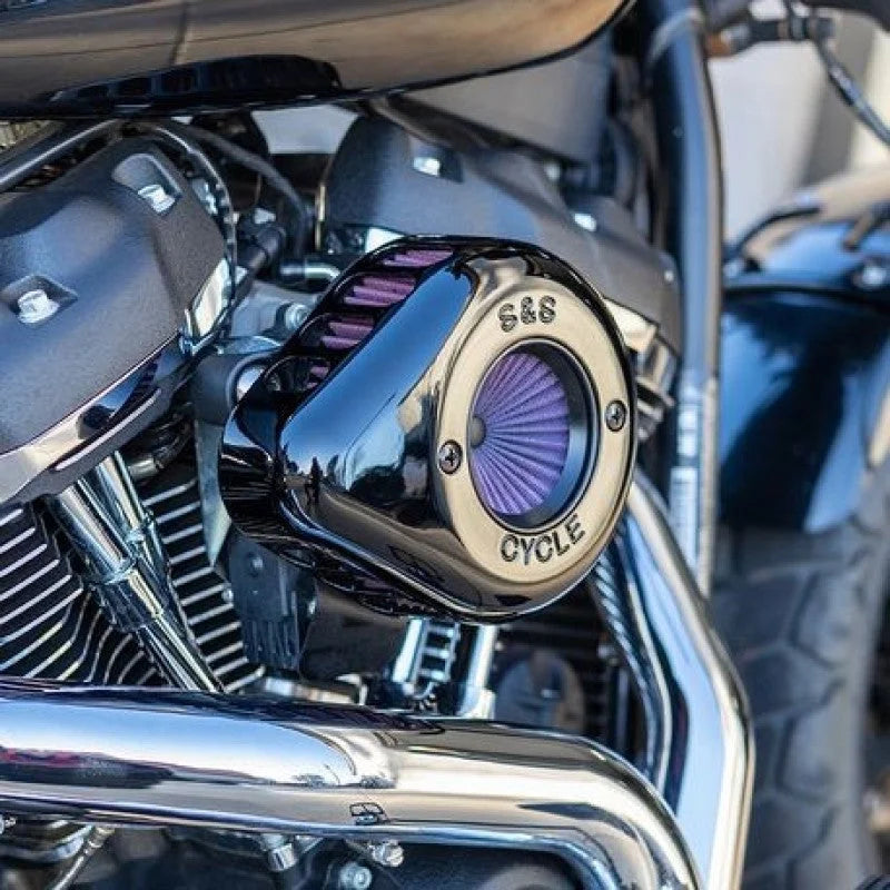 S&S Cycle 2017+ M8 Models Stealth Air Stinger Kit w/ Gloss Black - Installation View