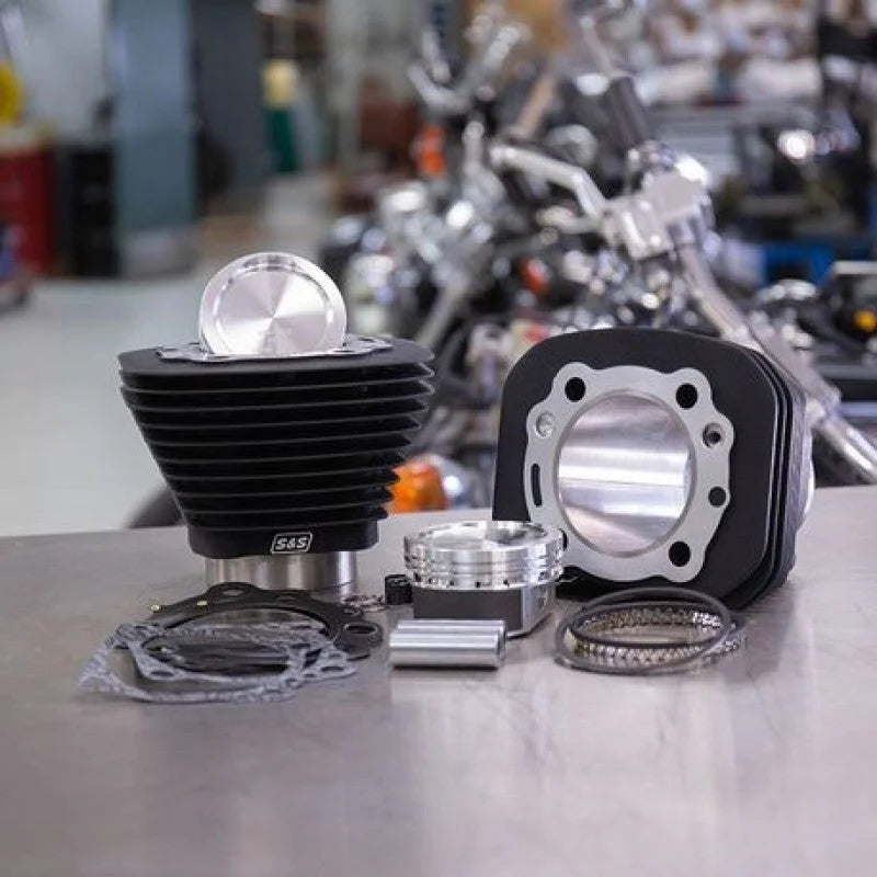 S&S Cycle 86-19 Sportster Models 883 to 1200cc Conversion Kit - Wrinkle Black - Side View