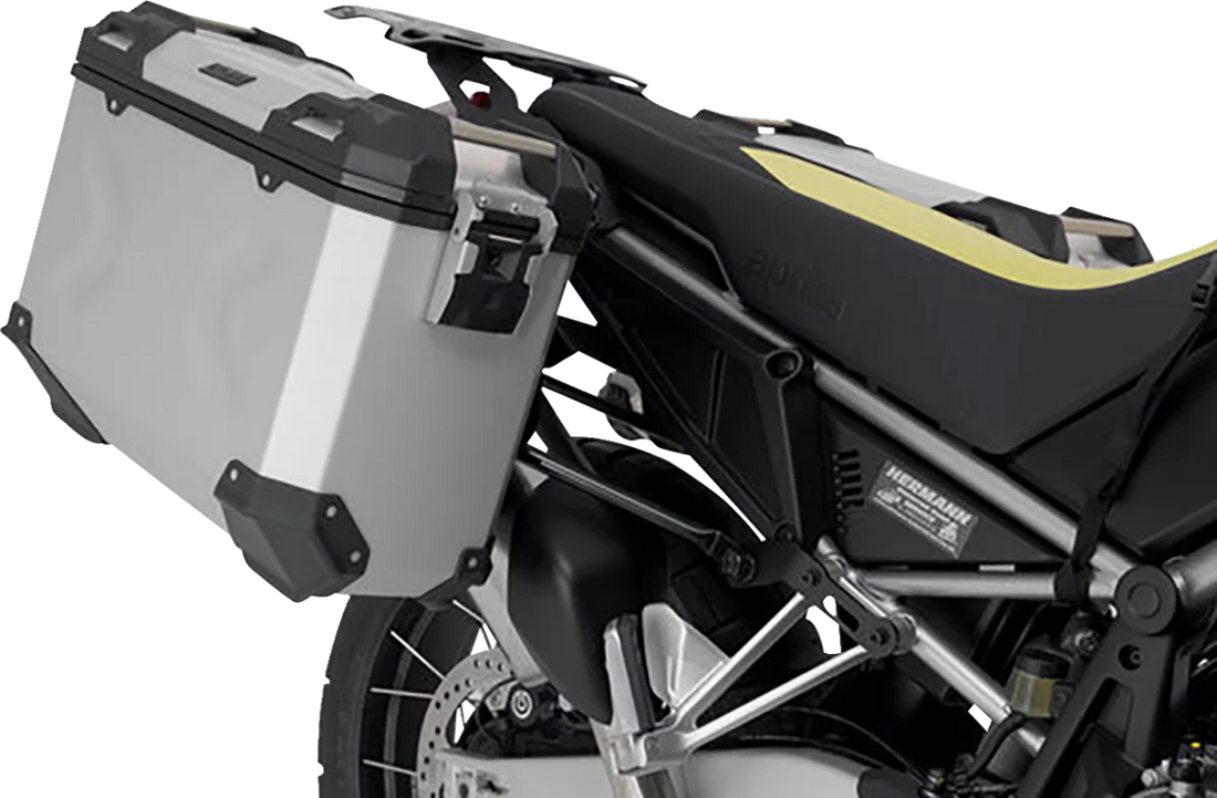 SW-MOTECH Adventure Luggage System - Silver - Honda Africa Twin '16-'17 ADV.01.622.75001/S - Installation View