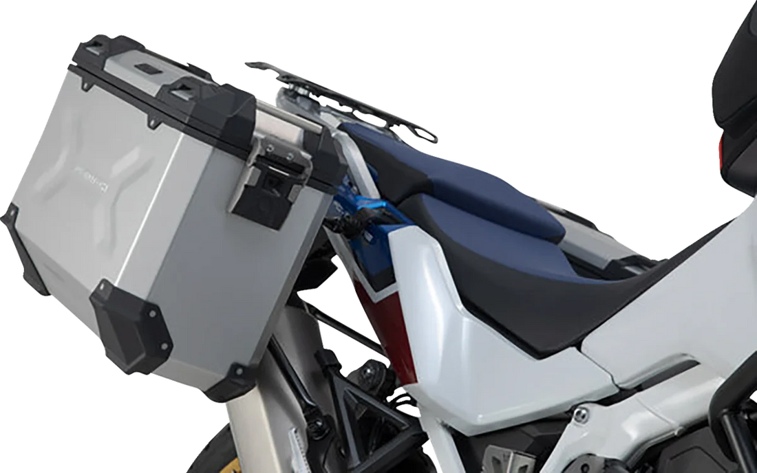 SW-MOTECH Adventure Luggage System - Silver - Honda Africa Twin '19-'22 ADV.01.942.75001/S - Installation View