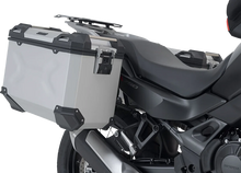 Load image into Gallery viewer, SW-MOTECH Adventure Luggage System - Silver - Honda Transalp '24 ADV.01.070.75000/S - Installation View