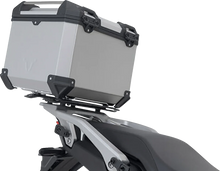 Load image into Gallery viewer, SW-MOTECH Adventure Luggage System - Silver - Honda Transalp '24 ADV.01.070.75000/S - Additional View 6