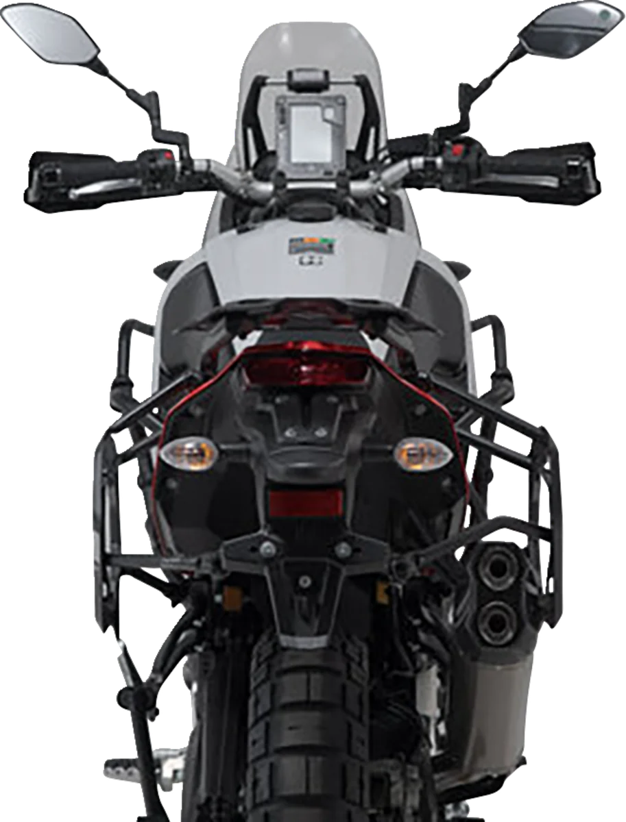 SW-MOTECH Adventure Luggage System - Silver - Yamaha Tenere 700 '20-'24 ADV.06.799.75002/S - Installation View