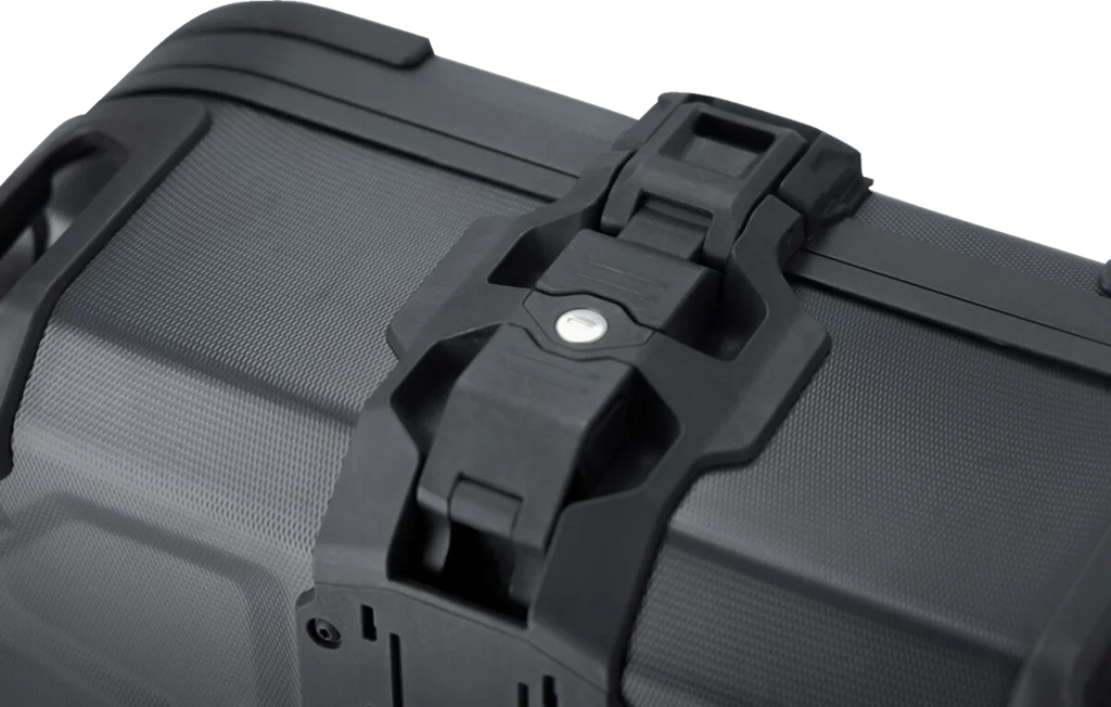 SW-MOTECH DUSC Hard Case System - Multistrada '15-'24 KFT.22.114.65000/B - Additional View 6