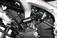 Load image into Gallery viewer, SW-MOTECH Frame Slider Kit - Yamaha - FZ 1 | FZ 6 STP.06.590.10000/B