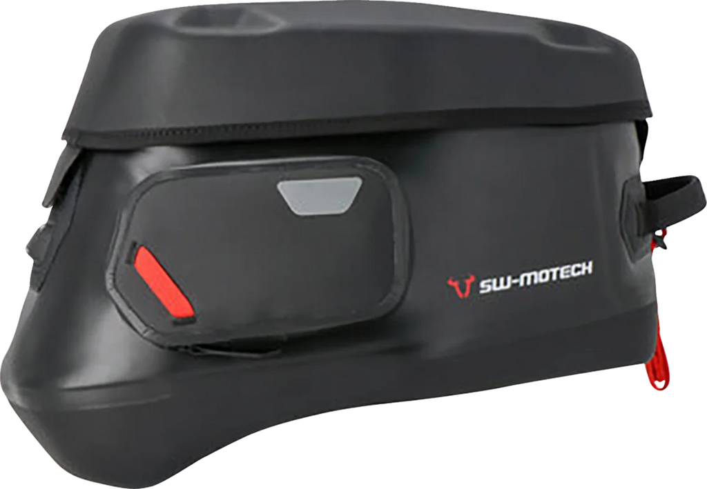 SW-MOTECH PRO City WP Tank Bag - 9L BC.WPB.00.024.10000 - Installation View
