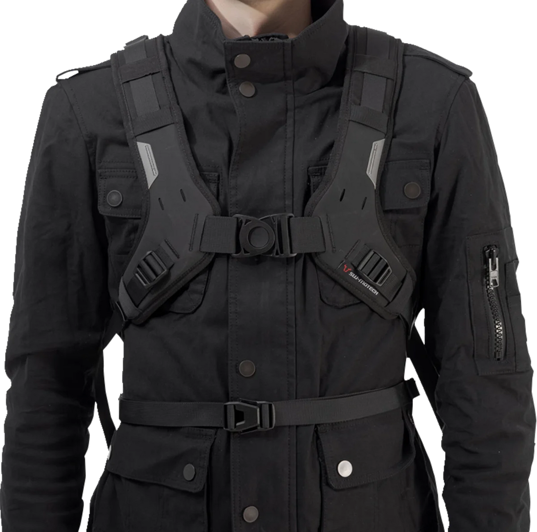 SW-MOTECH PRO Cosmo Backpack - Black/Anthracite BC.RUC.00.004.30000 - Installation View