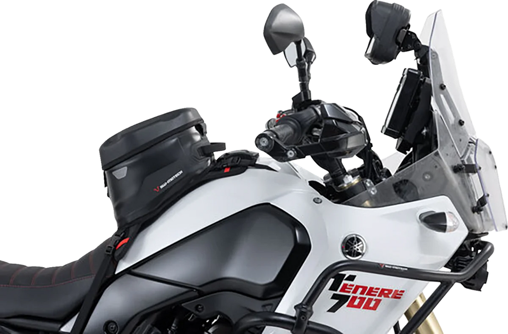 SW-MOTECH PRO Cross WP Strap Tank Bag - 5.5 Liter BC.WPB.00.025.10000 - Back View