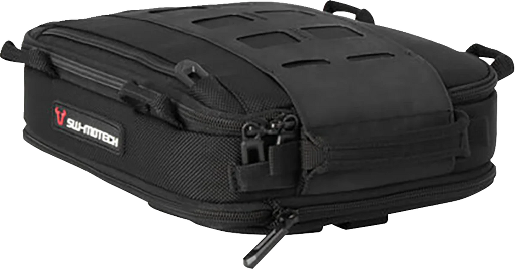 SW-MOTECH PRO Plus Accessory Bag Kit - 3 to 6 Liter - Black BC.HTA.00.308.31000 - Installation View