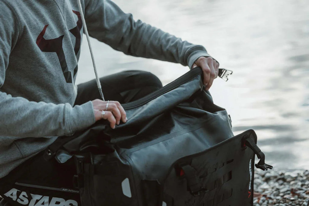 SW-MOTECH SysBag Side Bag System - Black - Kawasaki Versys 1000 '18-'23 BC.SYS.08.922.21000B - Additional View 7