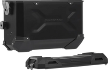 Load image into Gallery viewer, SW-MOTECH TRAX ADV Aluminum Case System - Black - BMW F 900 '20-'24 KFT.07.949.70000/B - Additional View 5