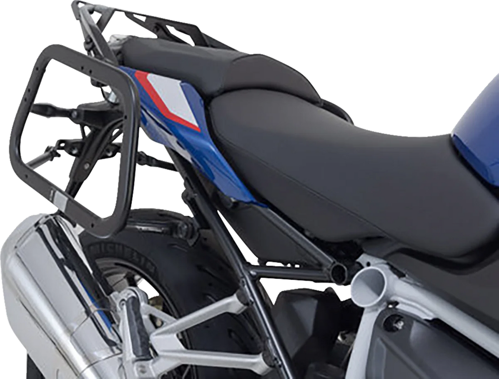 SW-MOTECH TRAX ADV Aluminum Case System - Black - BMW R 1200/1250 R '14-'24 KFT.07.573.70000/B - Installation View